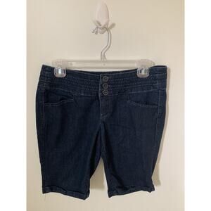 Maurices Bermuda Shorts Womens Size 7/8 Mid Rise Dark Wash Blue Denim Jean